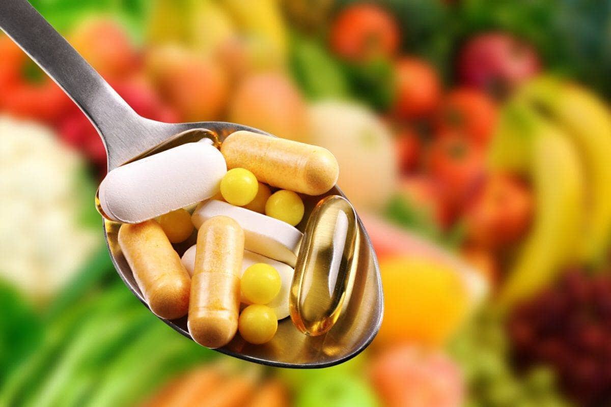 7 Reasons Why Everyone Should Take Nutritional Supplements